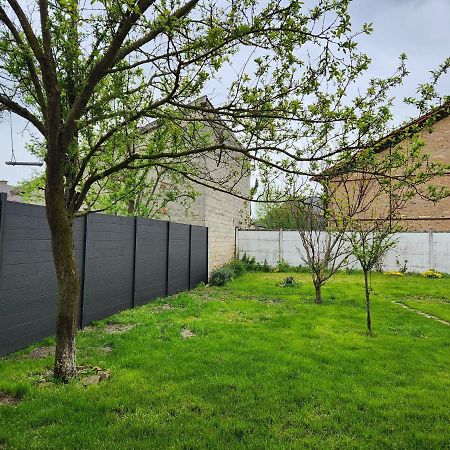 Studio, Pas De Collocation Possible 沃梅里维尔 外观 照片